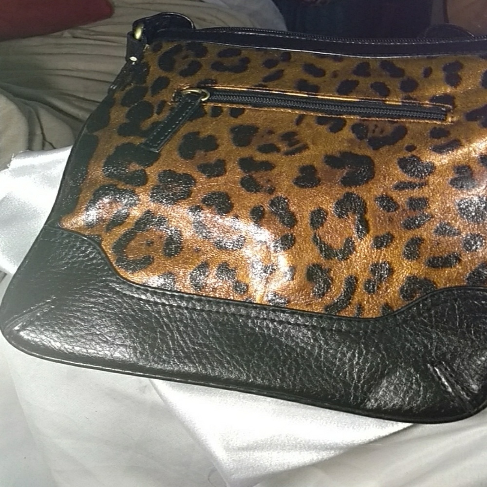 Bueno Crossbody